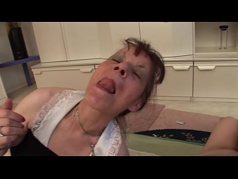 ❤️ Dos abuelas y un abuelo hacen un trío ☑ Video de porno de calidad en es.josporn-com.ru ❌️❤️❤️❤️❤️❤️❤️❤️